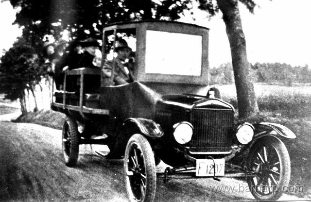 kombifordon_1922..jpg - Barnarps Taxi 1922 (kombinerad buss/lastbil)
